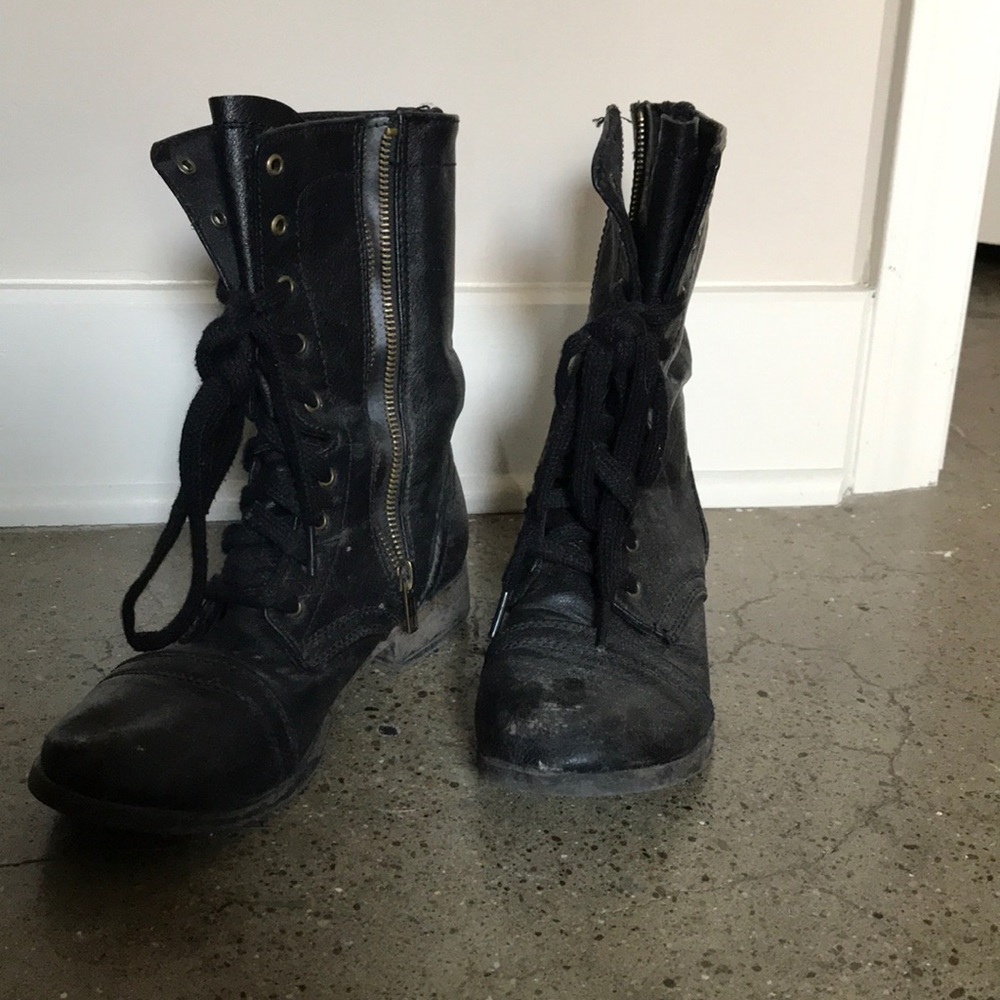 Target combat boots